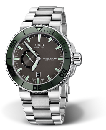 Aquis Small Second, Date