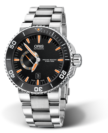 Aquis Small Second, Date