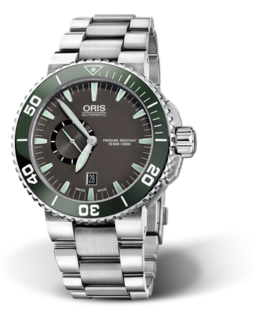 Aquis Small Second, Date