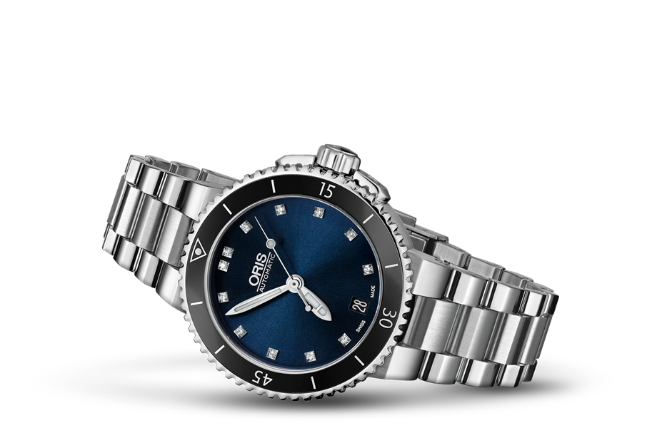 Aquis Date Diamonds