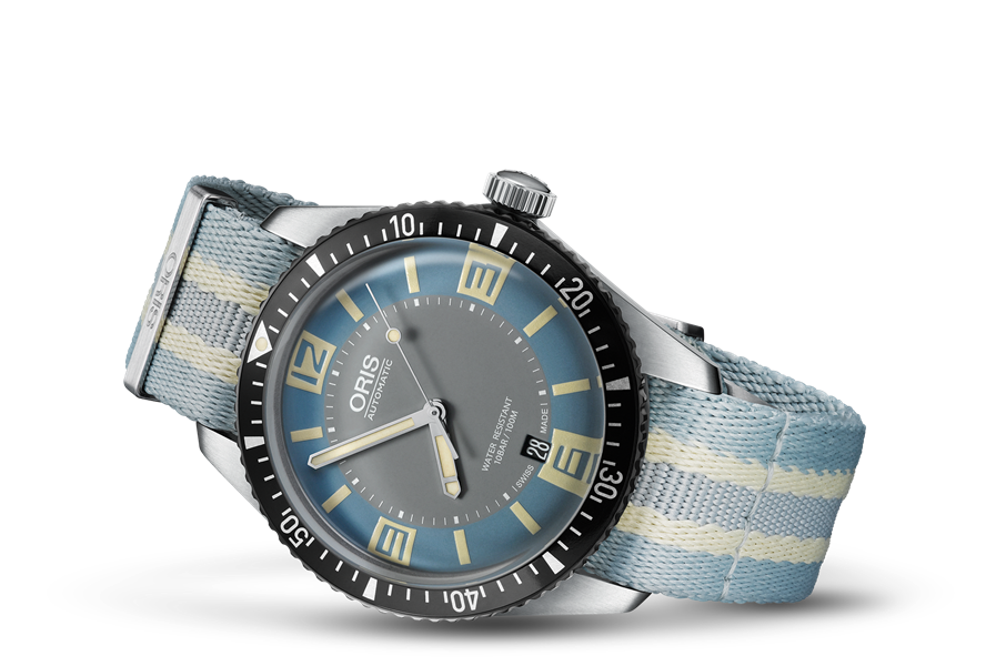 Divers Sixty-Five
