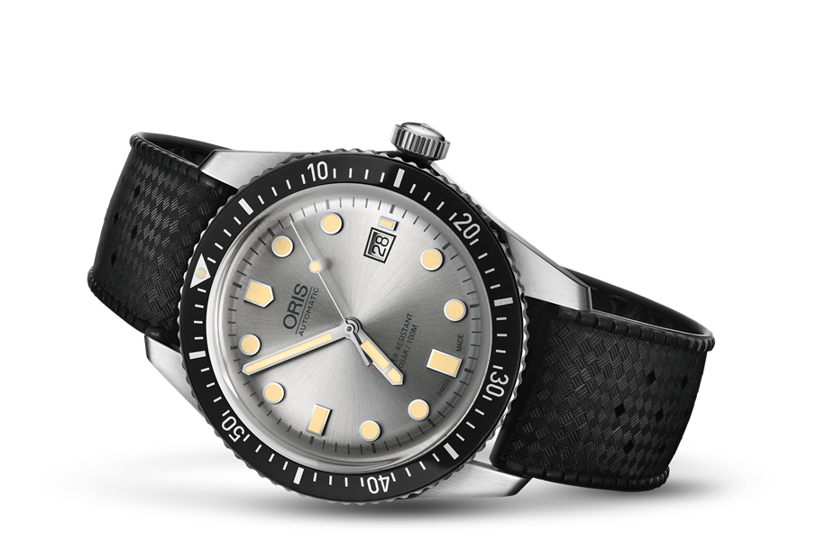 Divers Sixty-Five