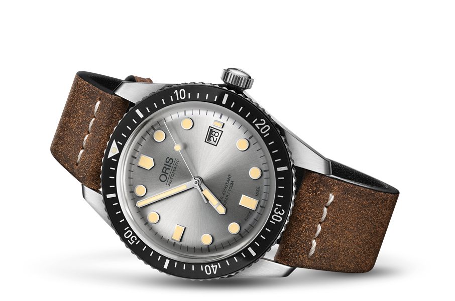 Divers Sixty-Five