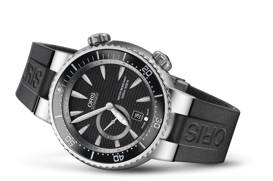 Divers Titan 'C' Small Second, Date