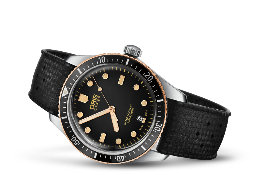 Divers Sixty-Five
