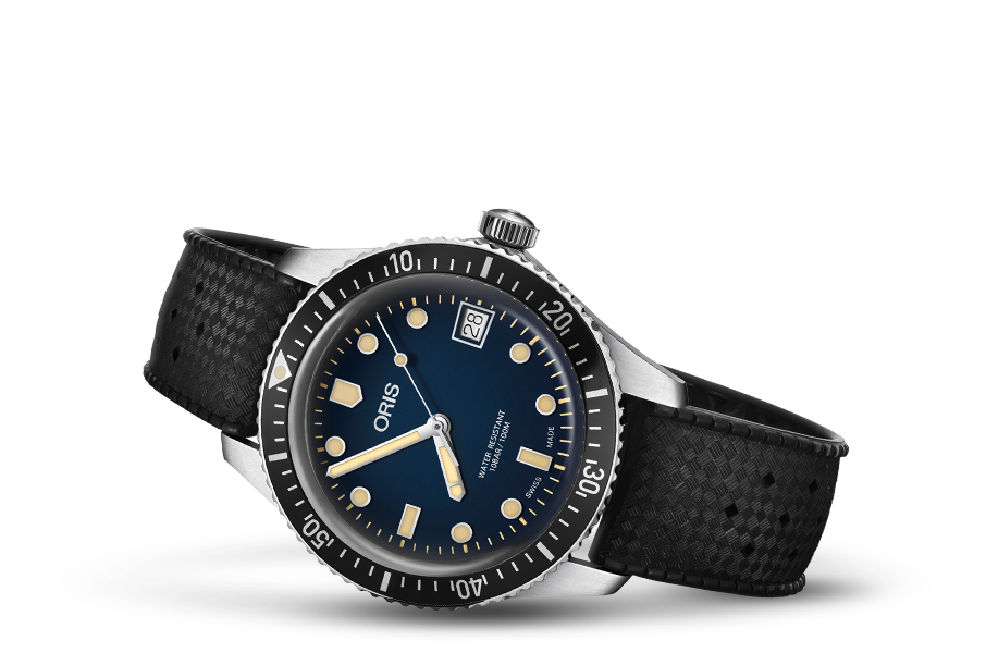 Divers Sixty-Five