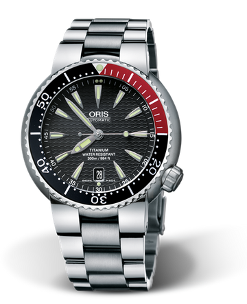 Divers Titan Date