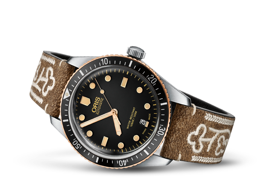Divers Sixty-Five
