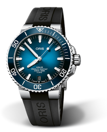 Aquis Date Calibre 400