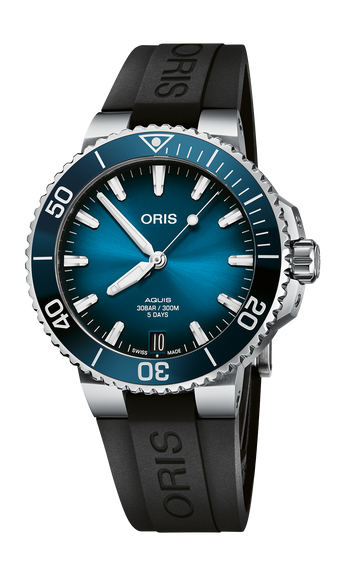 Aquis Date Calibre 400