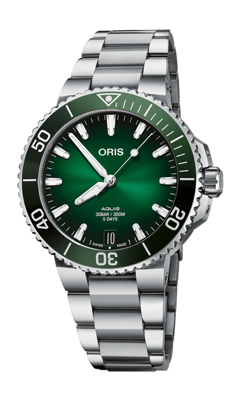 Aquis Date Calibre 400