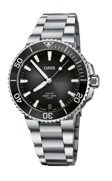 Aquis Grey Watch