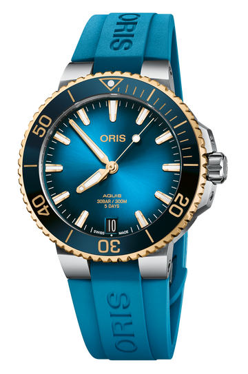 Aquis Date Calibre 400
