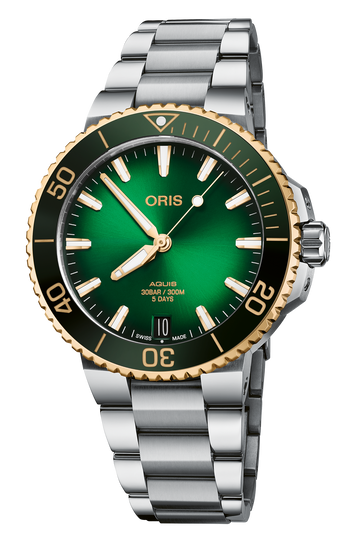 Aquis Date Calibre 400