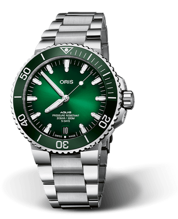 Aquis Date Calibre 400