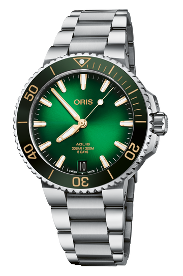Aquis Date Calibre 400