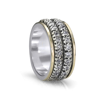 Timeless Meditation Ring - Elegance and grace